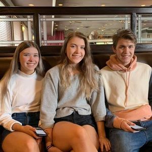 Meet your Posher, Gayle